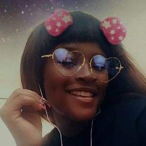 Meet your Posher, Leelee